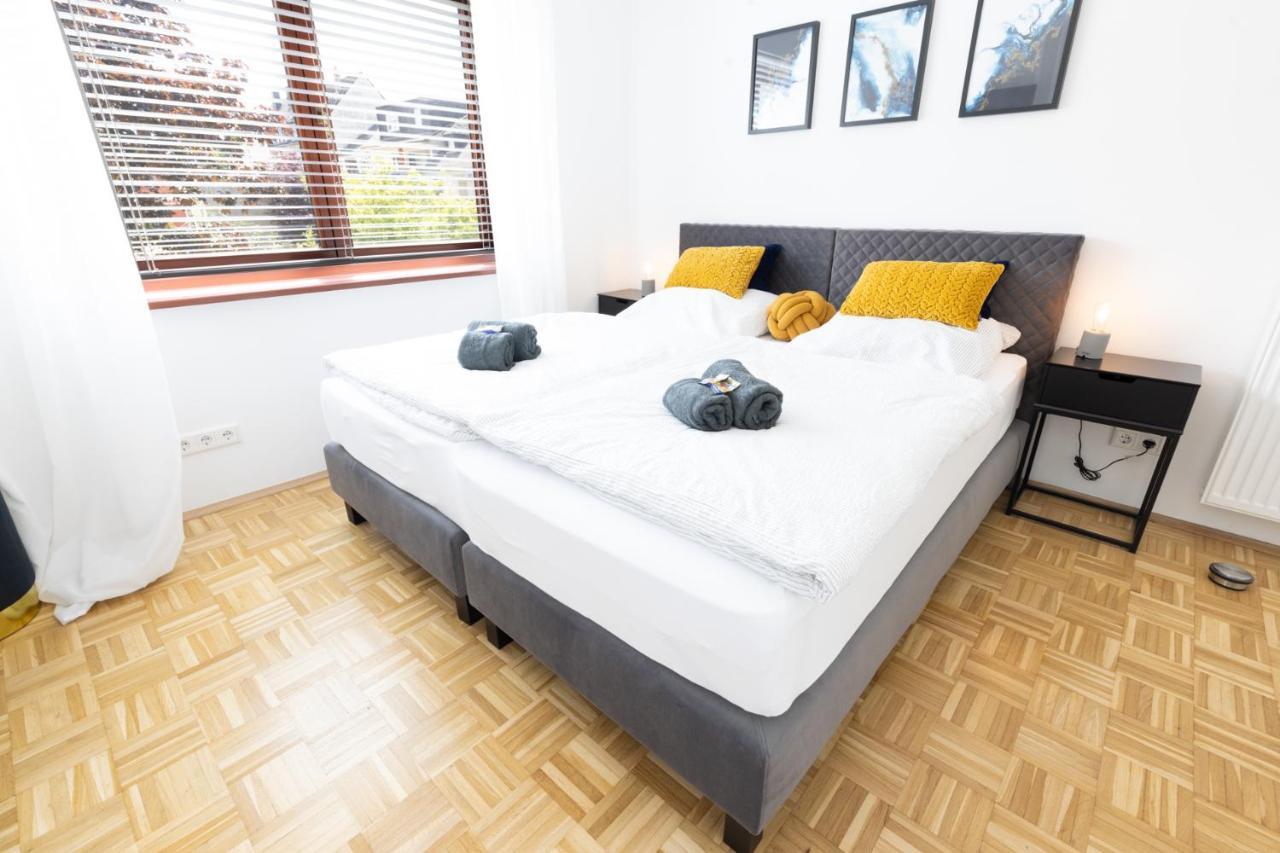 דירות לאנשטיין Rhein-Lahn Living - Modernes Design - Balkon Mit Aussicht - Zentrale Lage Nahe Rhein Und Martinsburg מראה חיצוני תמונה