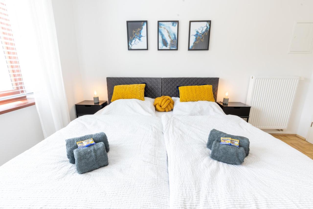 דירות לאנשטיין Rhein-Lahn Living - Modernes Design - Balkon Mit Aussicht - Zentrale Lage Nahe Rhein Und Martinsburg מראה חיצוני תמונה