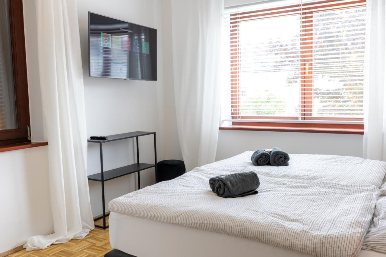 דירות לאנשטיין Rhein-Lahn Living - Modernes Design - Balkon Mit Aussicht - Zentrale Lage Nahe Rhein Und Martinsburg מראה חיצוני תמונה